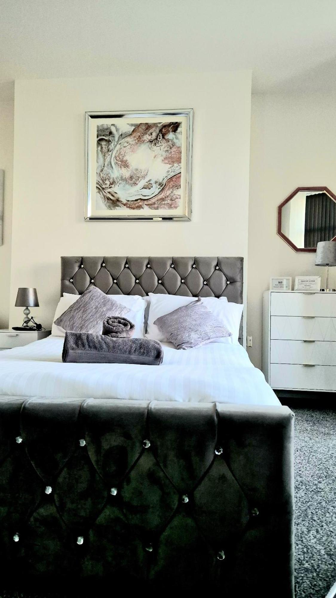 Deluxe Apartments On Mersey One Блекпул Екстериор снимка